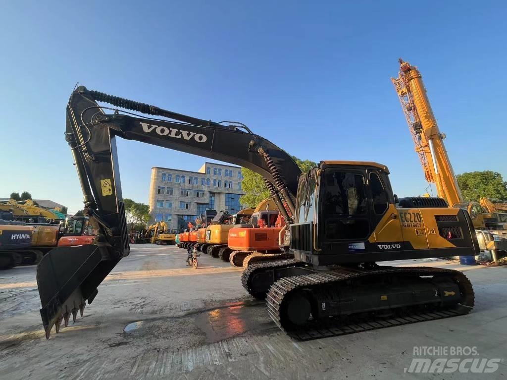 Volvo EC 220 D Pelle sur chenilles