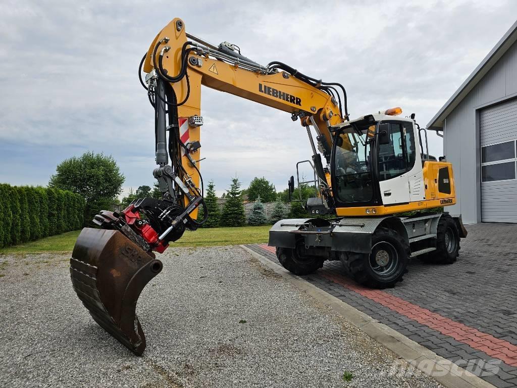 Liebherr A 916 Pelle sur pneus