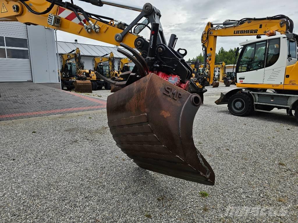 Liebherr A 916 Pelle sur pneus