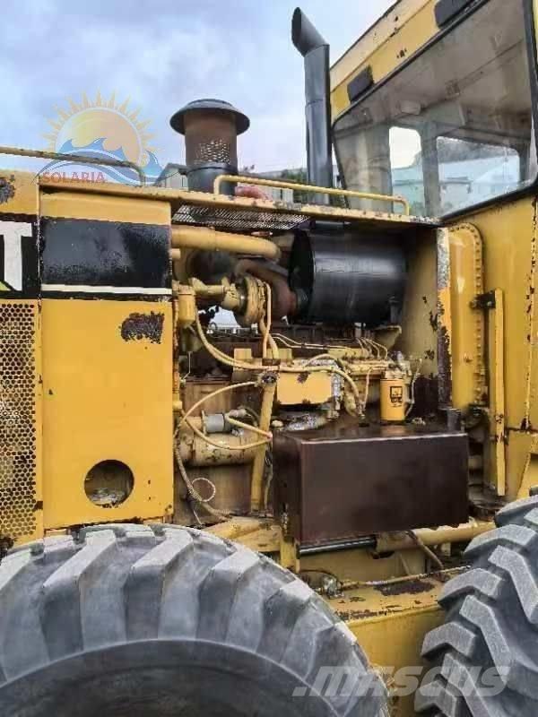 CAT 140 H Niveleuse