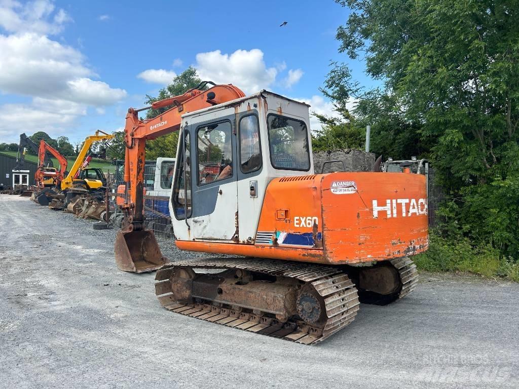 Hitachi EX 60-1 Pelle sur chenilles