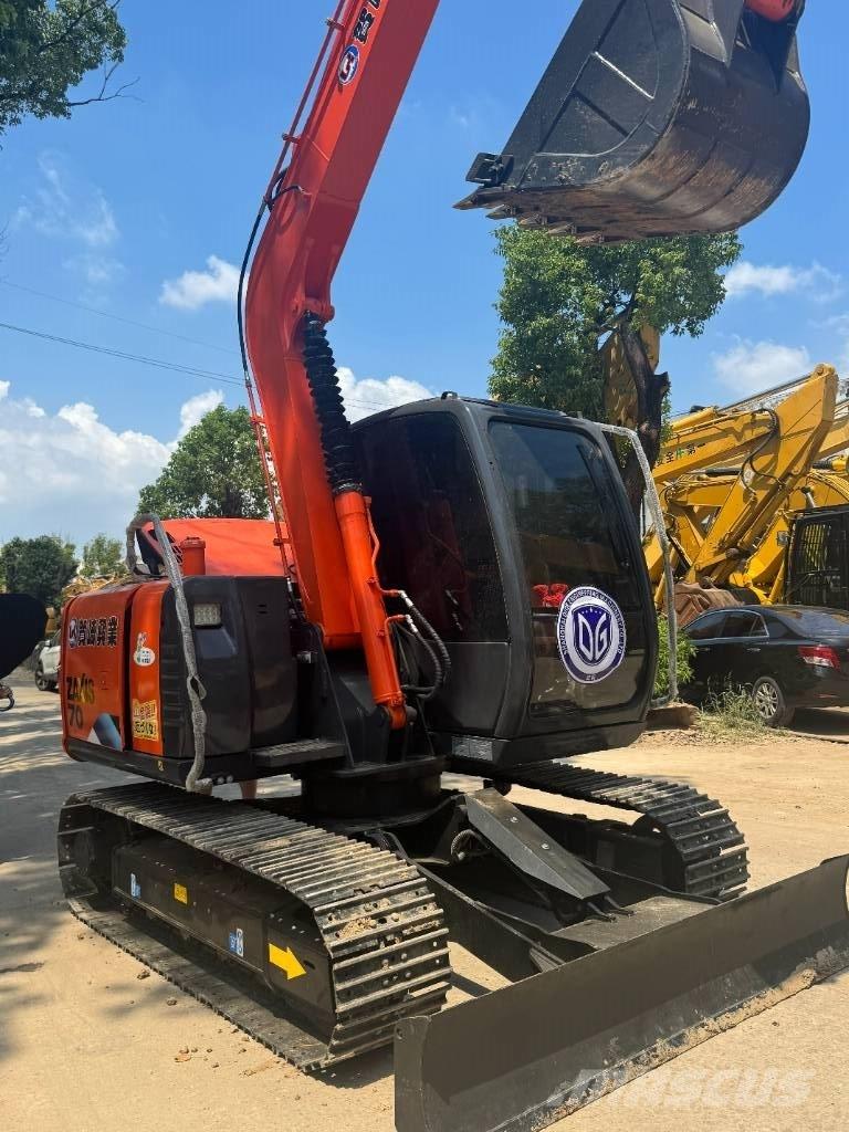 Hitachi ZX 70 Pelle sur chenilles