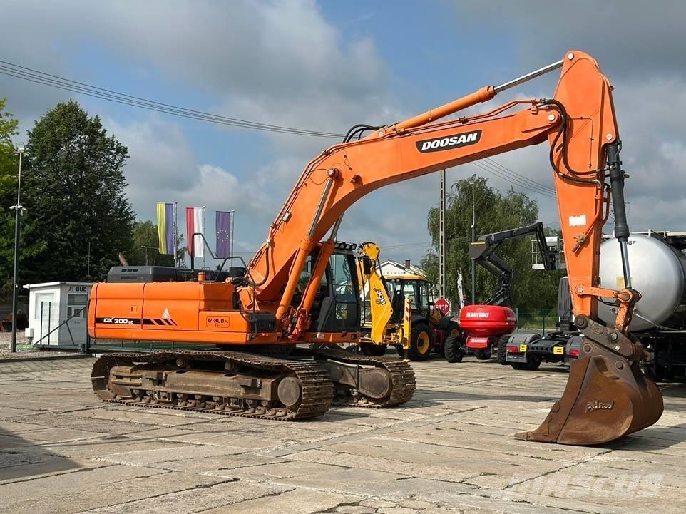 Doosan DX 300 LC-3 Pelle sur chenilles