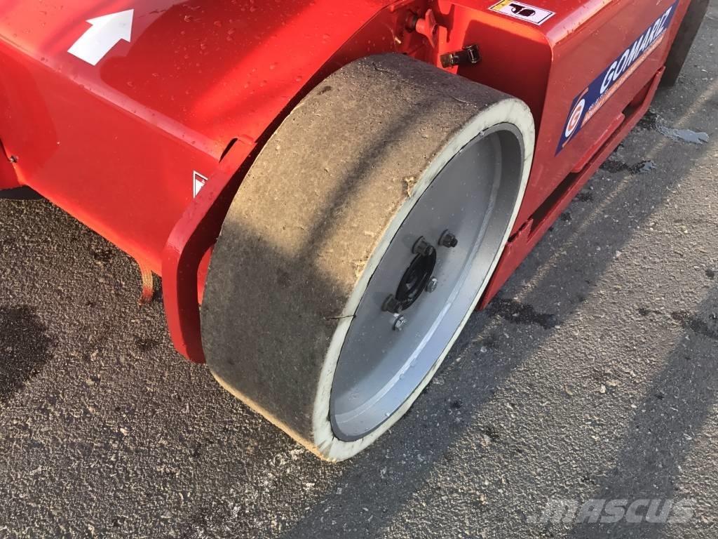 Manitou 120 AET J Nacelles articulées