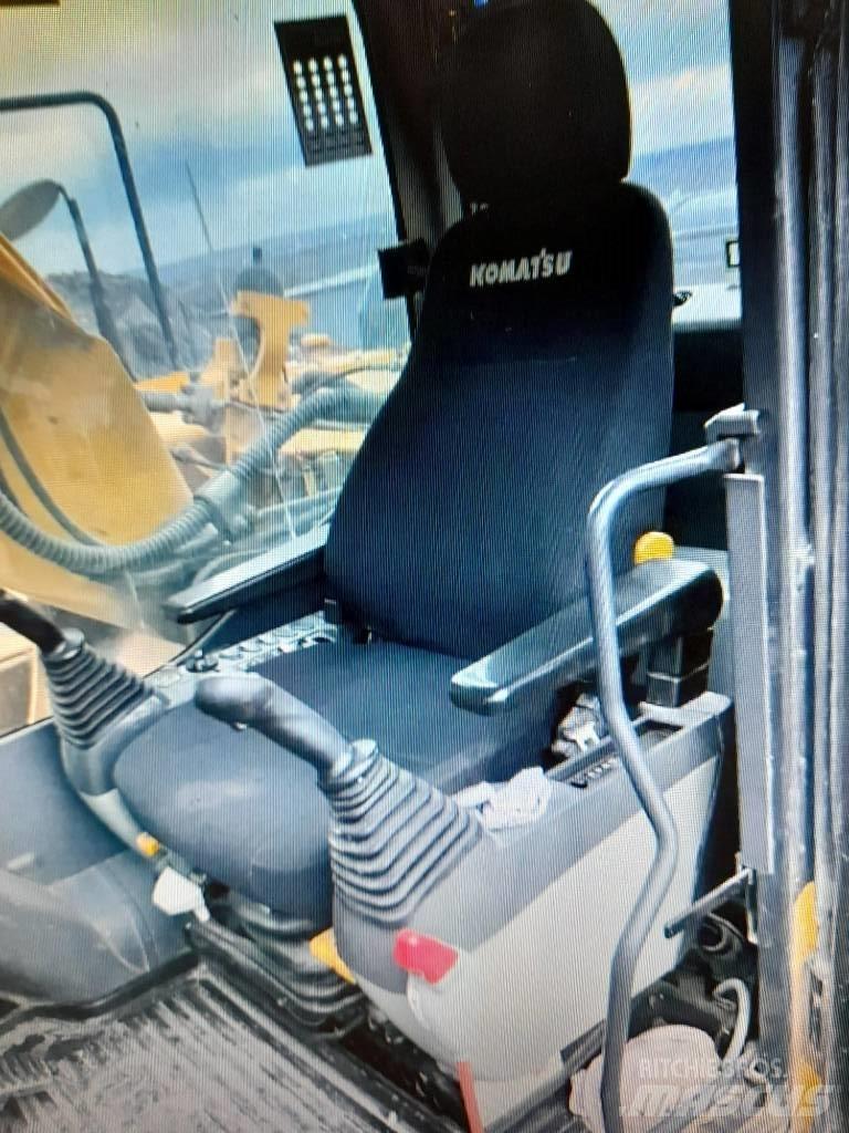 Komatsu HB 215 LC-1 Pelle sur chenilles