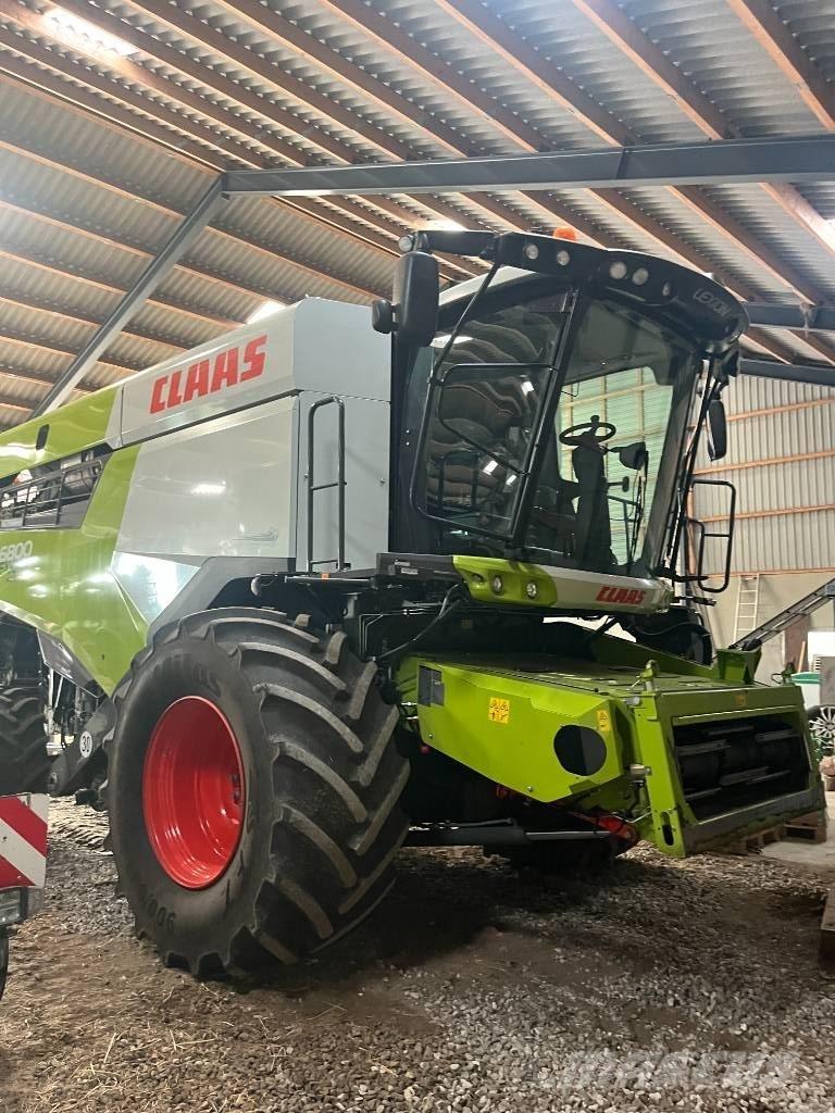 CLAAS Lexion 6800 Moissonneuse batteuse