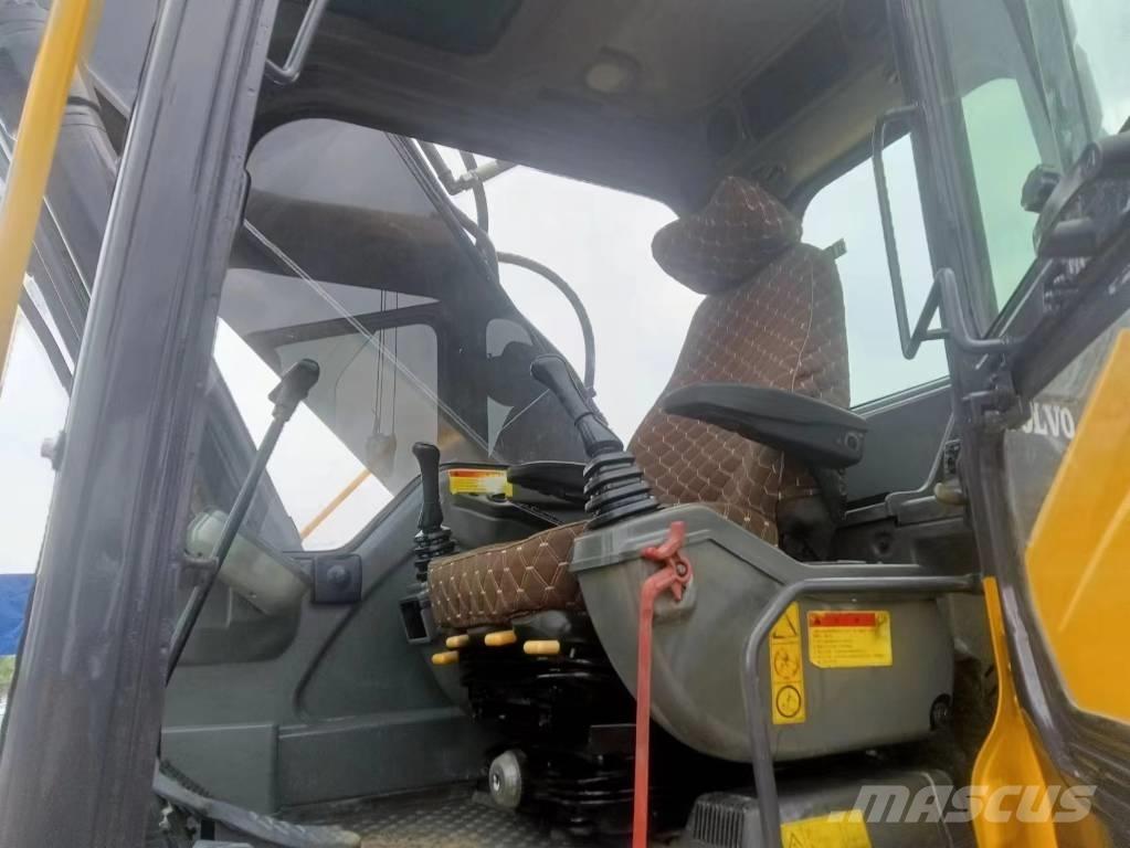 Volvo EC 290 DL Pelle sur chenilles