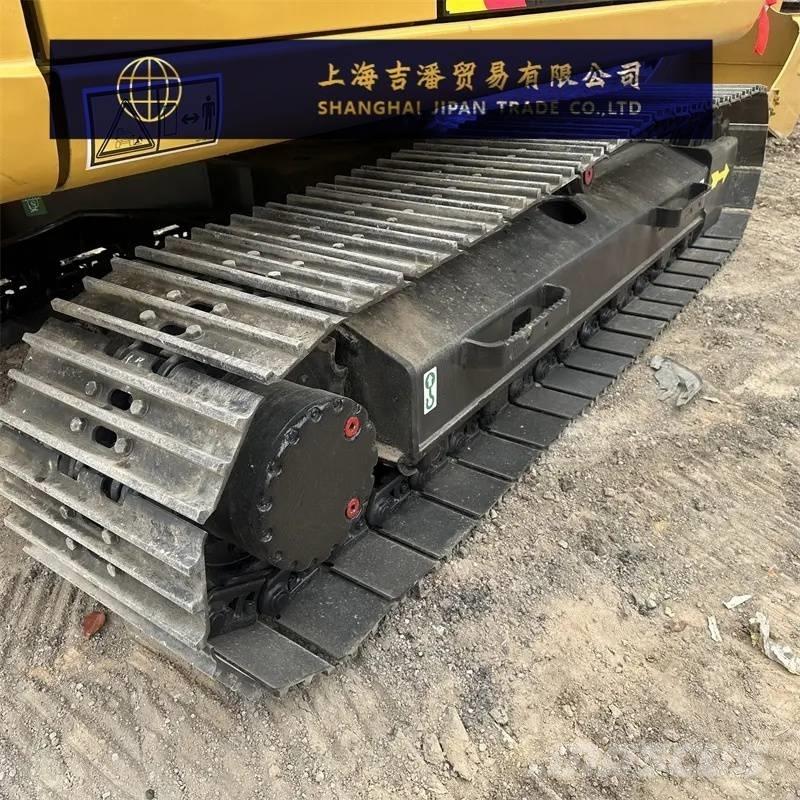 CAT 313 D Pelle sur chenilles