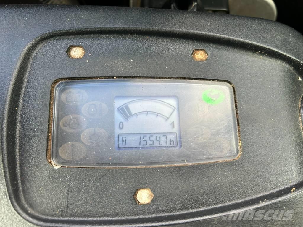 JCB 8026 CTS Mini pelle < 7t