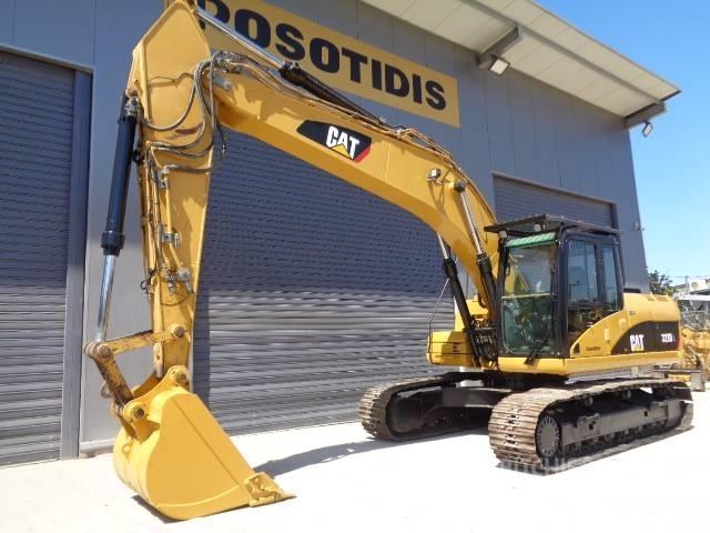 CAT 323 D L Pelle sur chenilles
