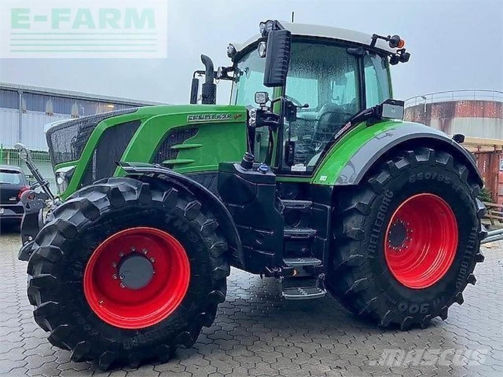 Fendt 828 s4 profi+ Tracteur