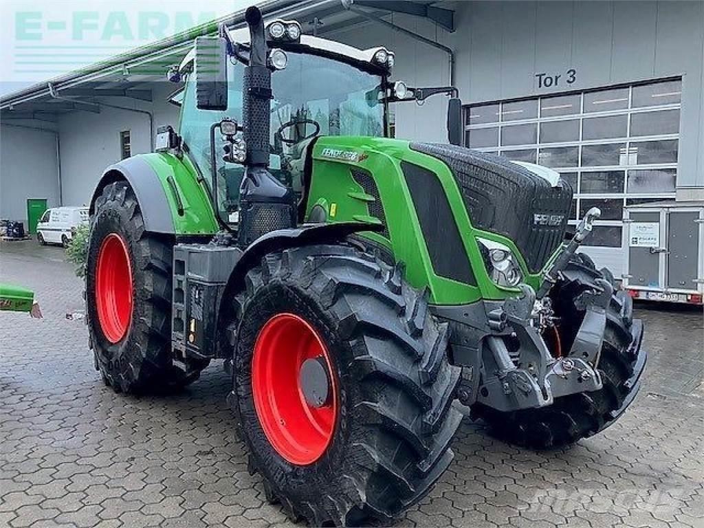 Fendt 828 s4 profi+ Tracteur