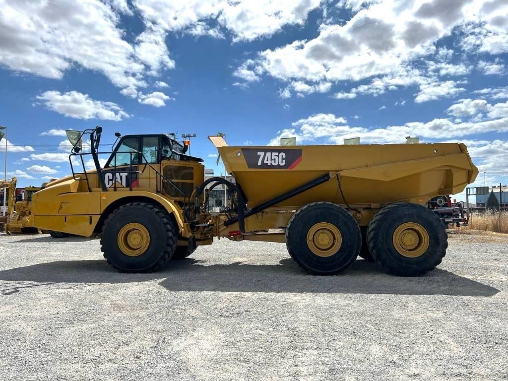 CAT 745 C Tombereau articulé
