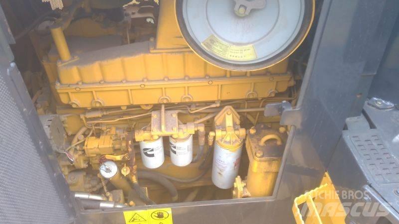 Shantui SD 32 Bouteurs sur chenilles