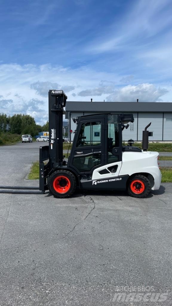 Bobcat D55C-9 Diesel Chariots diesel