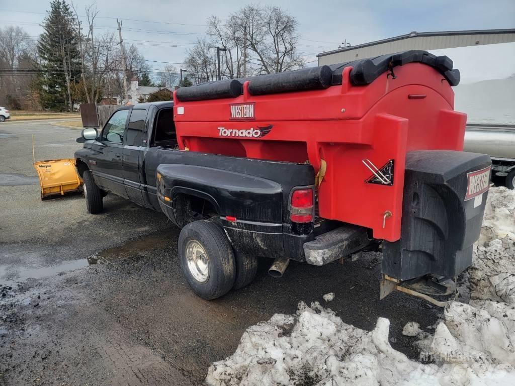 Dodge 3500 Utilitaire benne