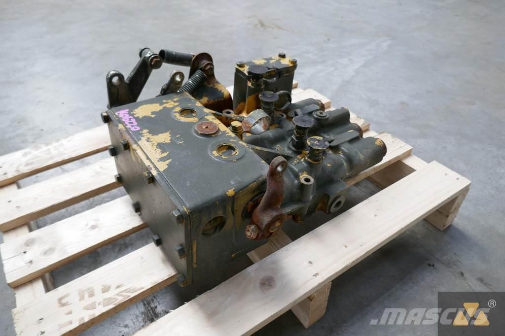 CAT 3T-6443 Transport - Autres