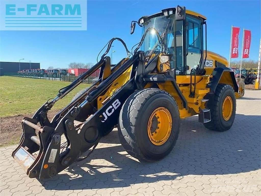JCB 437 ht Mini pelle < 7t