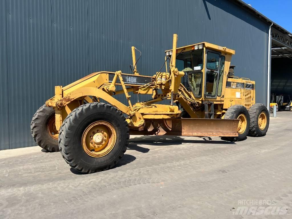 CAT 140H Niveleuse