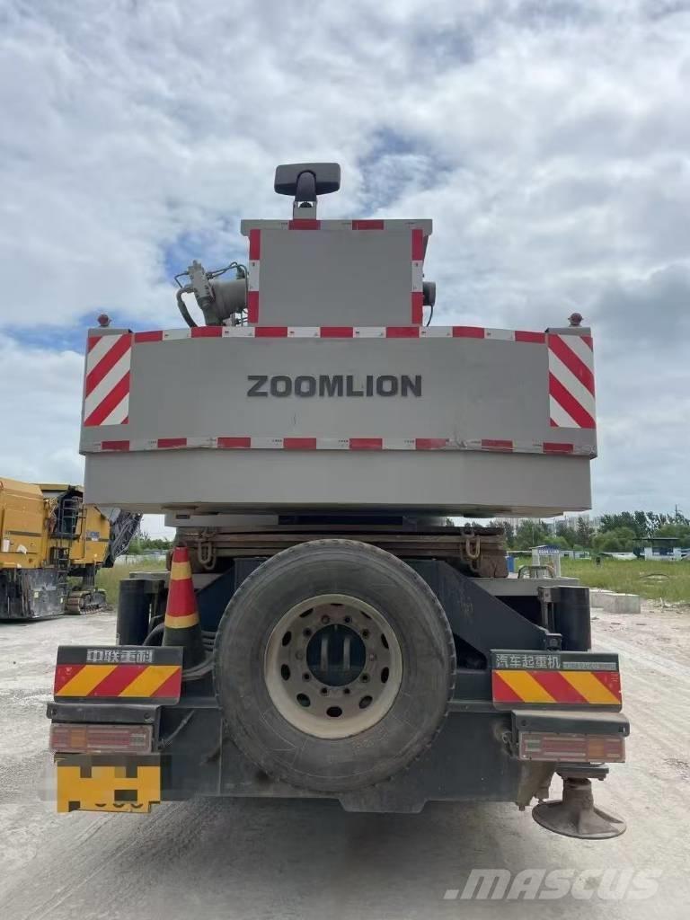 Zoomlion ZTC 350 H Grues mobiles