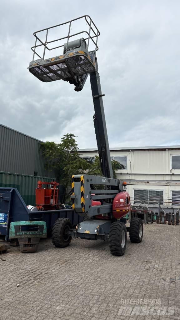 Manitou 180 ATJ Nacelles articulées