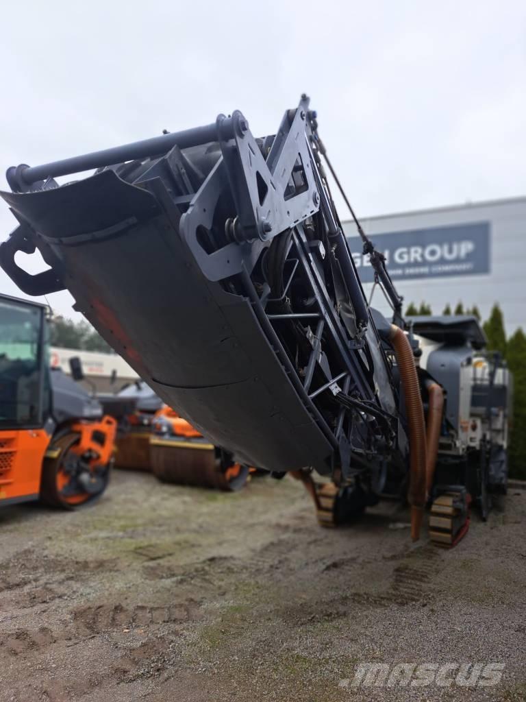 Wirtgen W 200 i Fraiseuse à froid