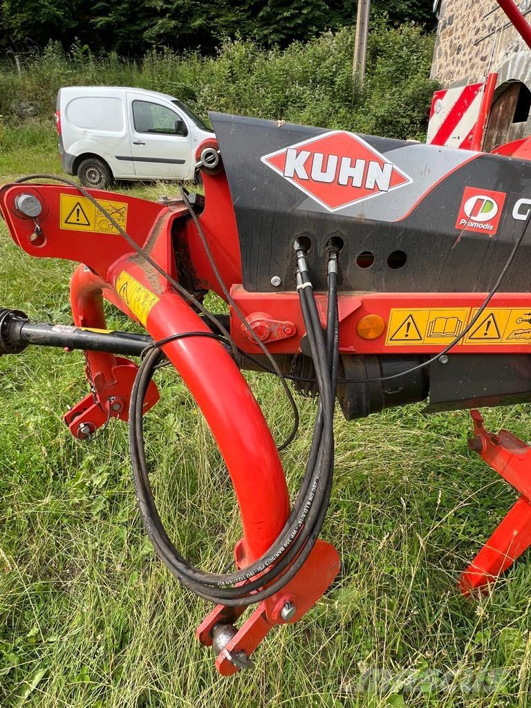 Kuhn GF8702T GII Rateau faneur