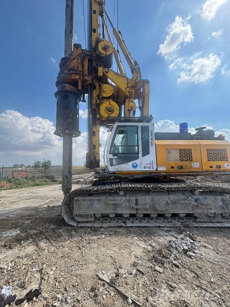 Bauer BG 24 H Foreuse