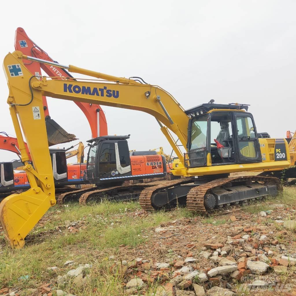 Komatsu PC200-8 Pelle sur chenilles
