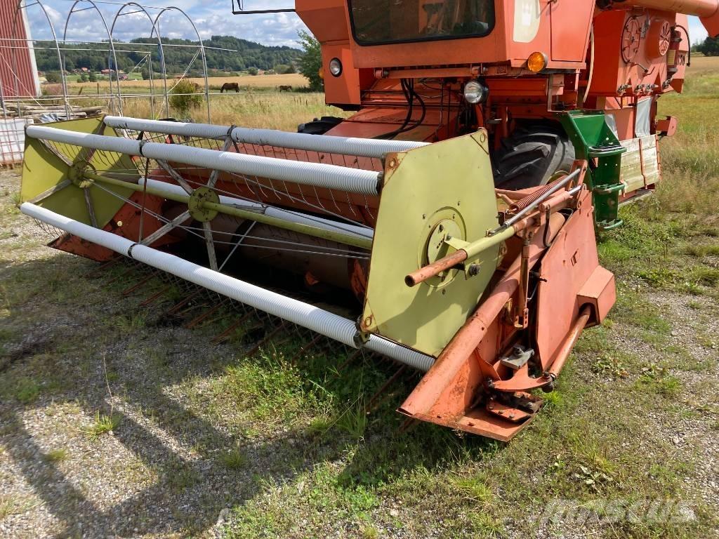 Dronningborg D1650 Moissonneuse batteuse