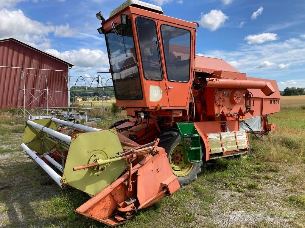 Dronningborg D1650 Moissonneuse batteuse