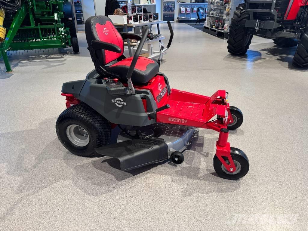 Cramer 82ZT107 Tondeuses montées
