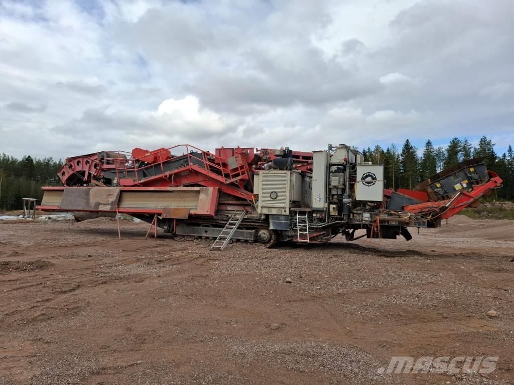 Sandvik UH 450 E Concasseur mobile