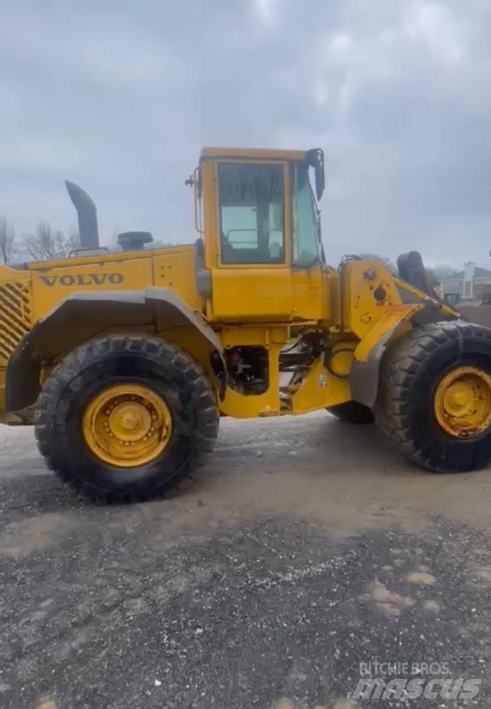 Volvo L 120 E Chargeuse sur pneus