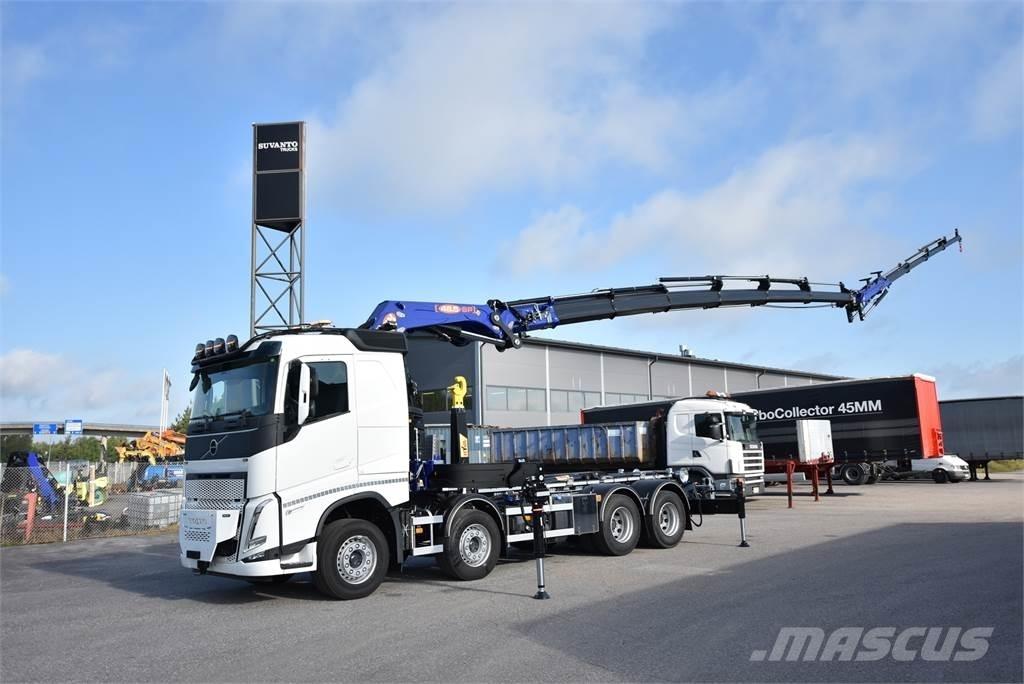 Volvo FH 540 8X4 Camion plateau ridelle avec grue
