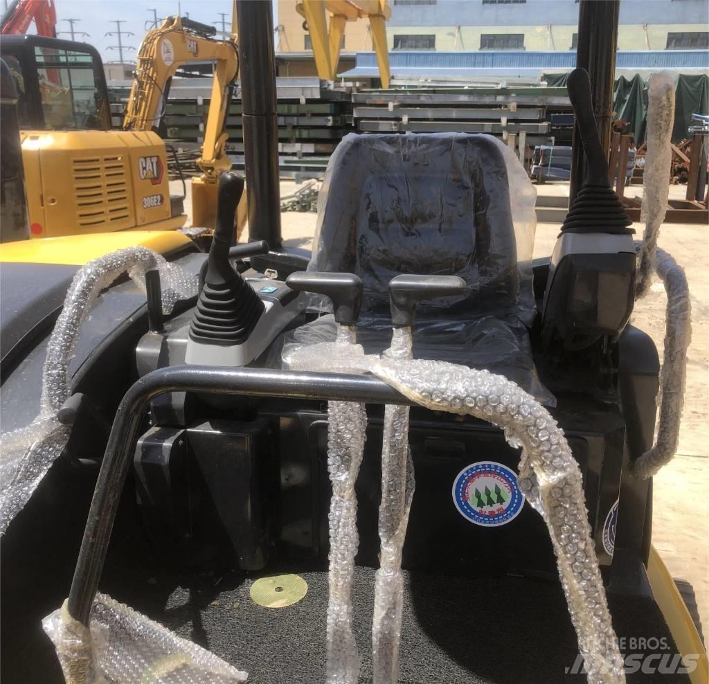 Komatsu PC 50 Mini pelle < 7t