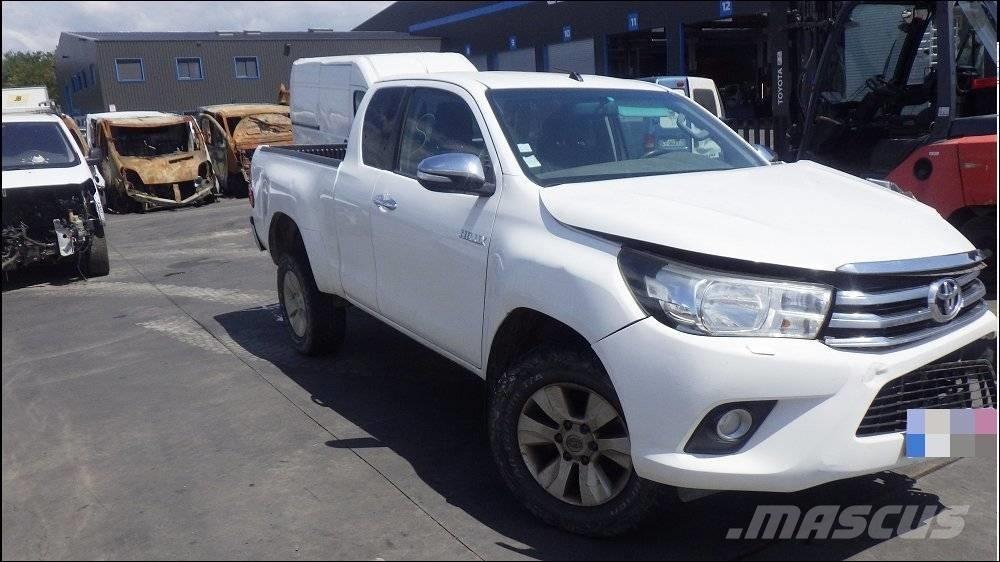 Toyota Hilux 4 Utilitaire benne