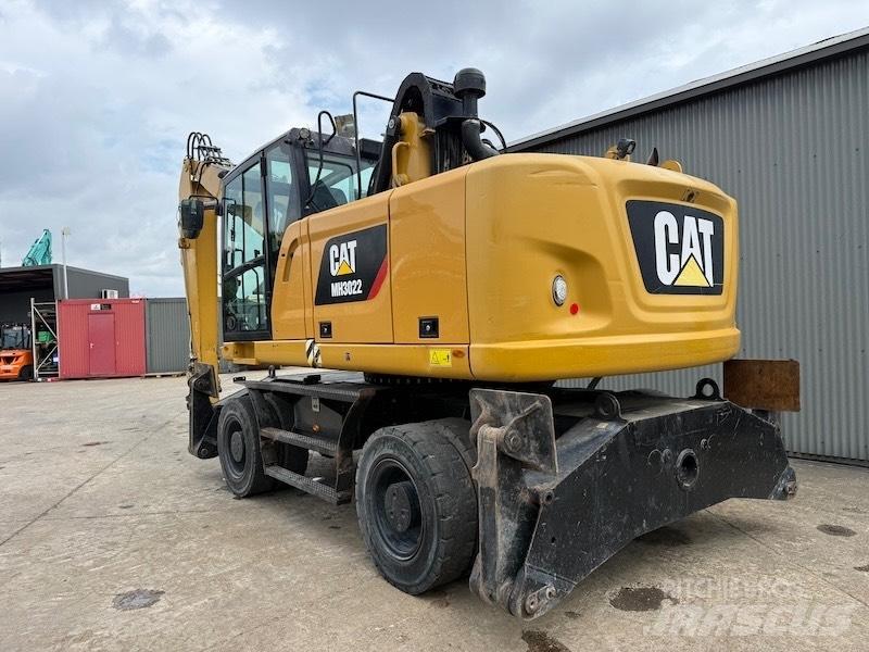 CAT MH 3022 Pelle à déchets