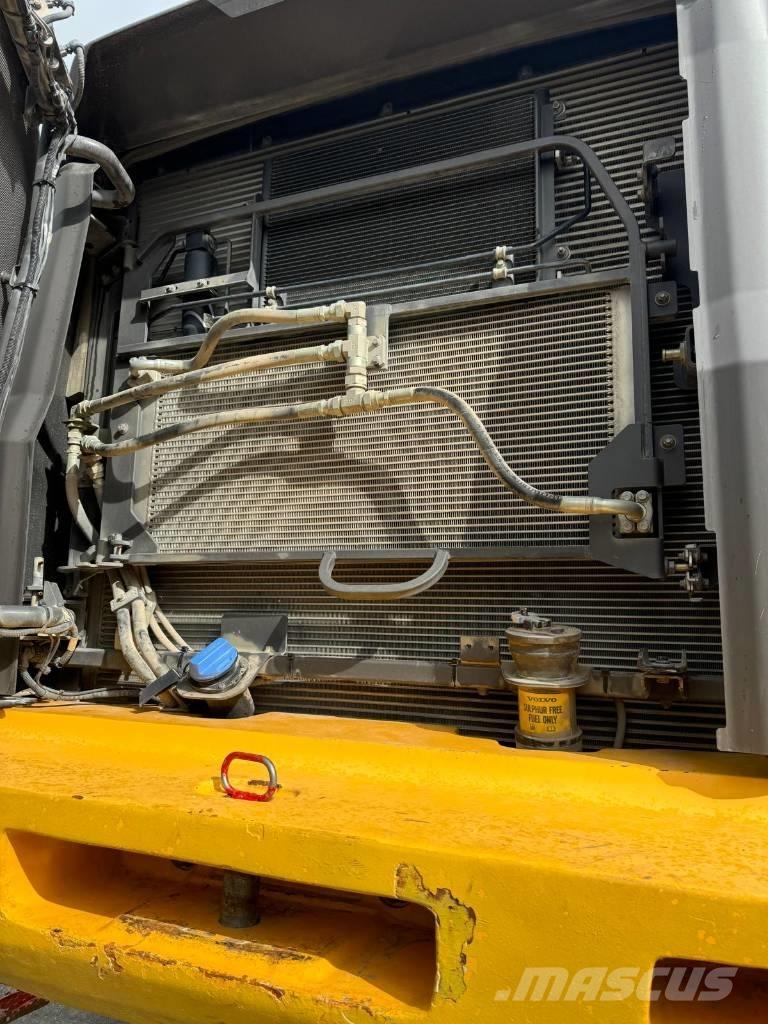 Volvo L 350 H Chargeuse sur pneus