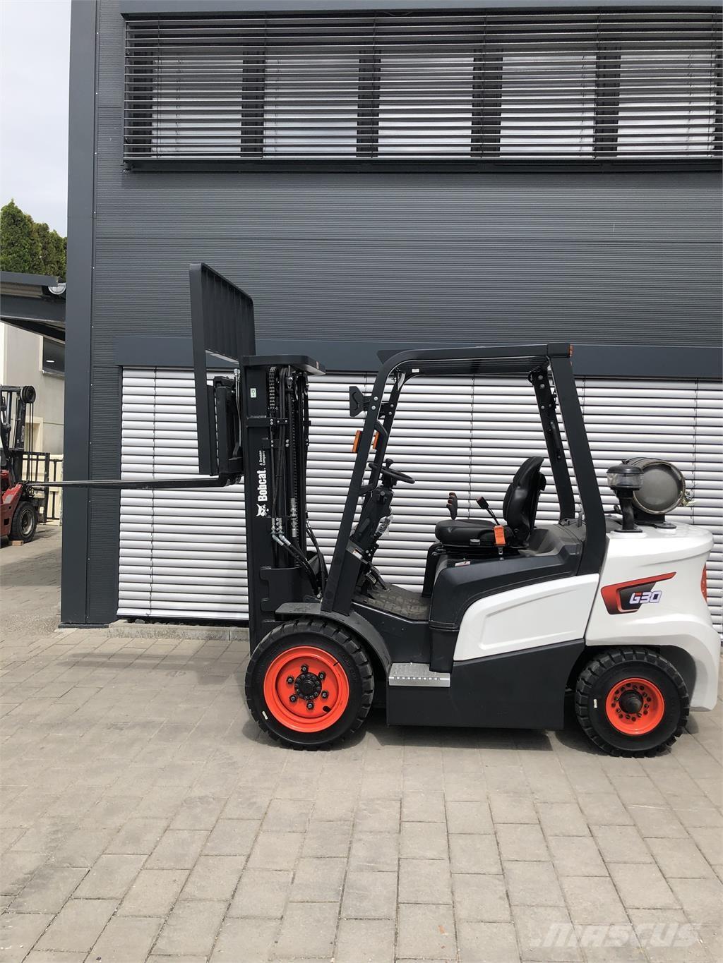 Bobcat G30 NXP Chariots GPL