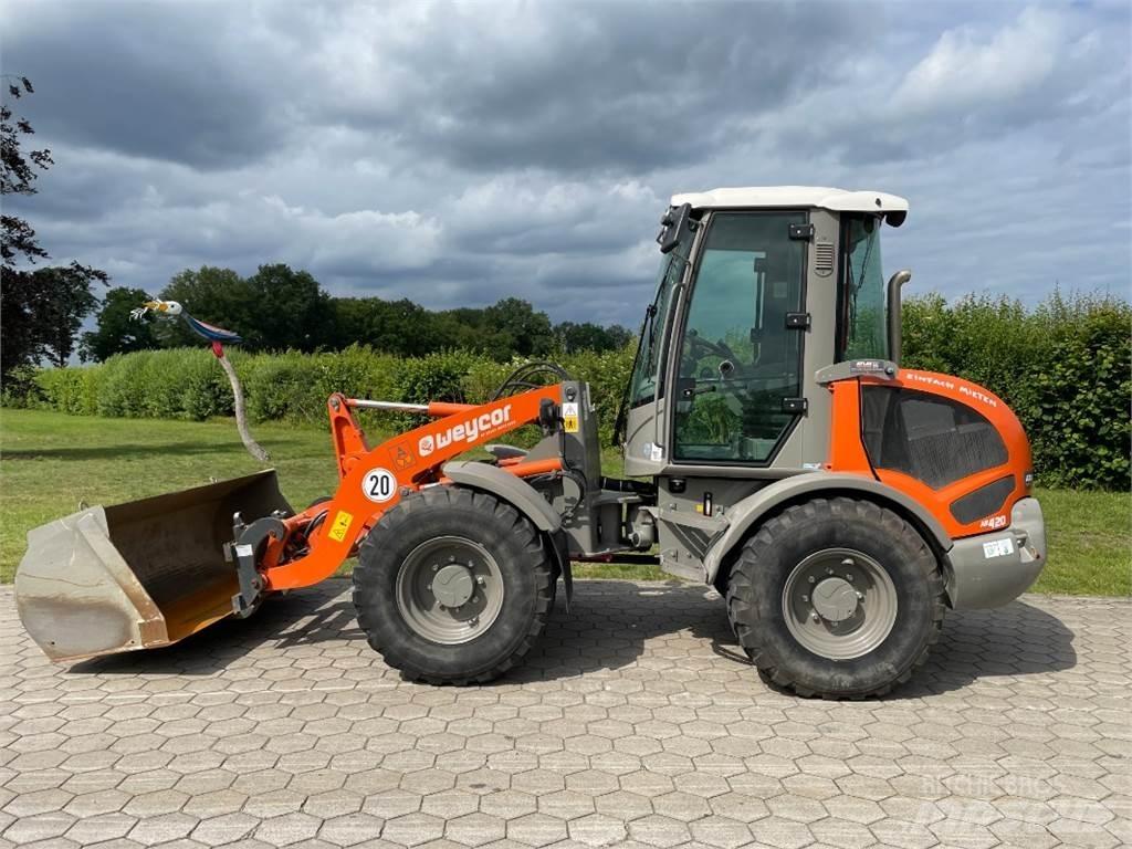 Atlas AR420 Chargeuse sur pneus