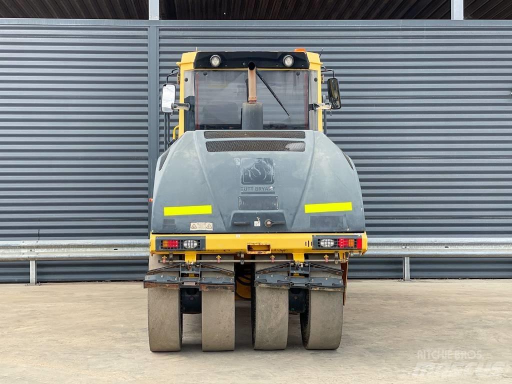 Bomag BW 25 RH Rouleaux à pneumatiques