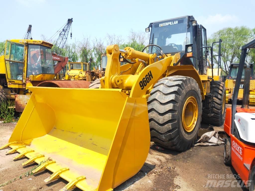 CAT 966 H Chargeuse sur pneus