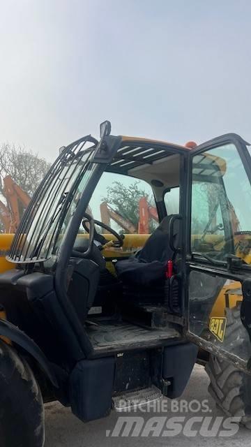 JCB 537-135 Chariot télescopique