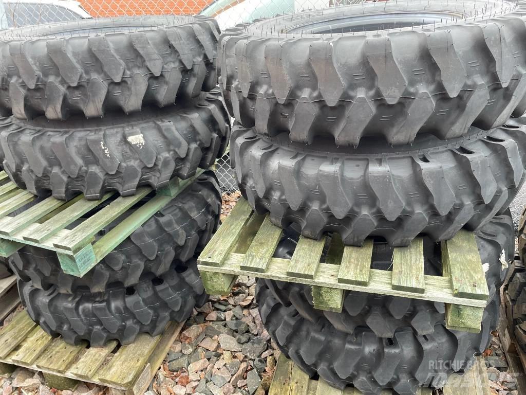 Mitas 10,00-20 Pneus, roues et jantes