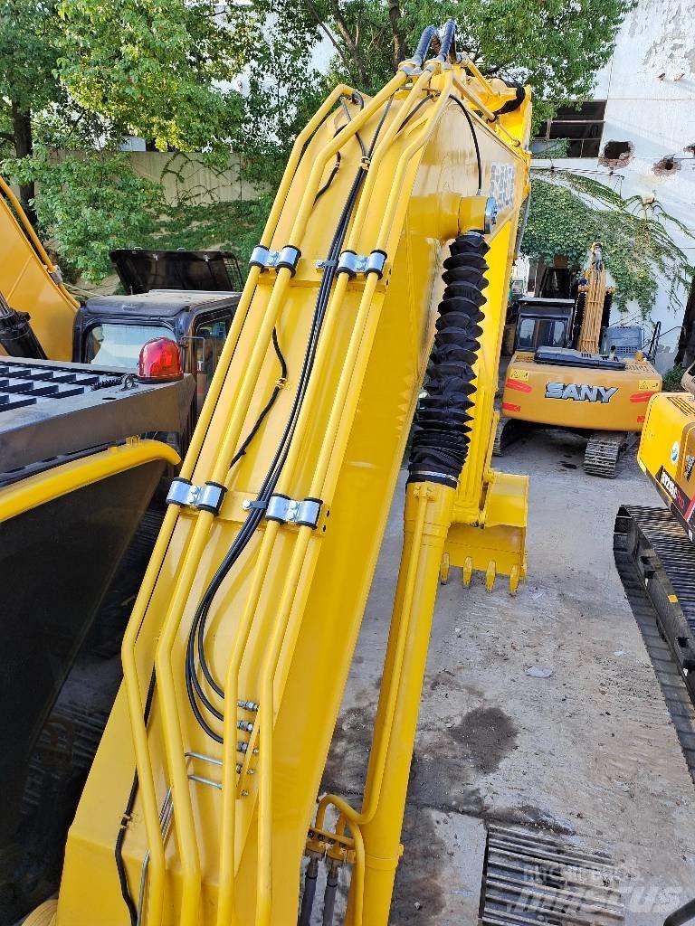 Komatsu PC 200-8 Pelle sur chenilles