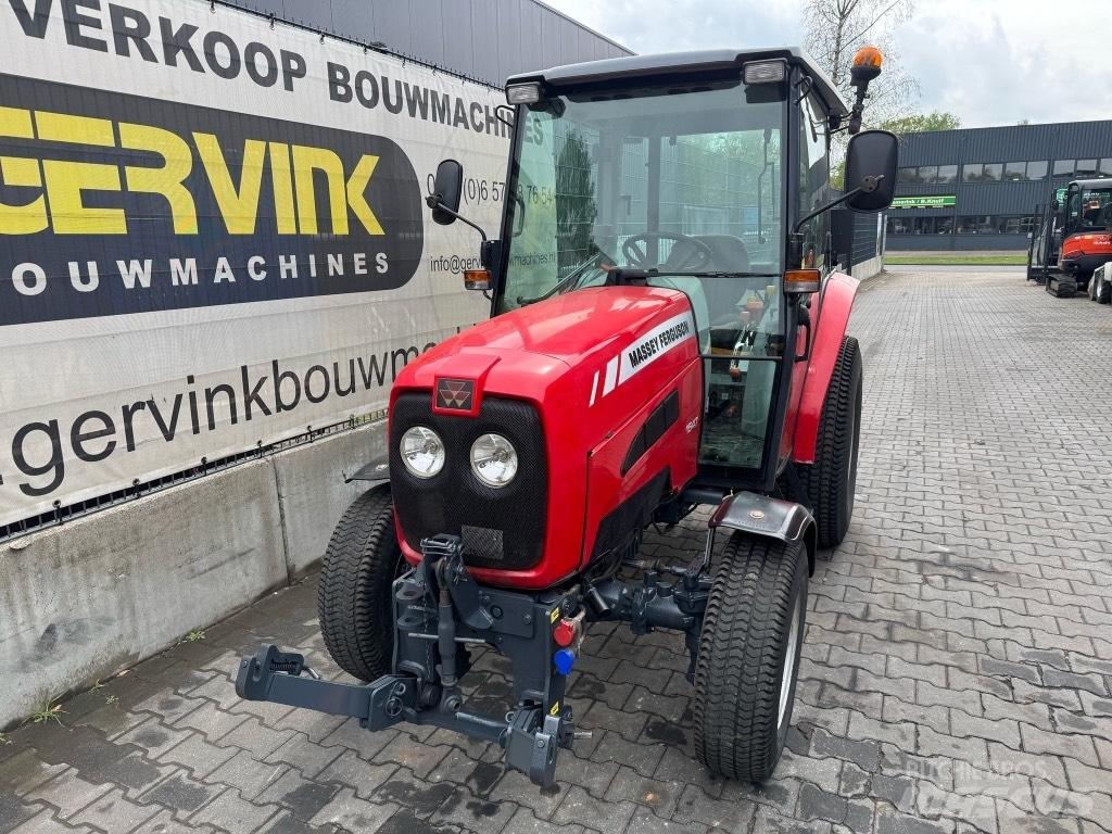 Massey Ferguson 1547 Tracteur