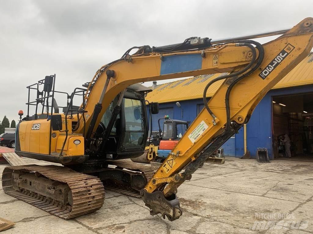 JCB JS130 Pelle sur chenilles