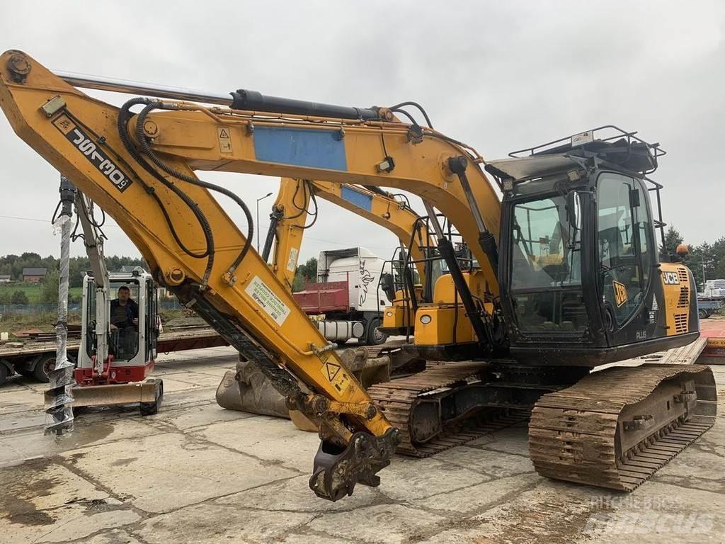 JCB JS130 Pelle sur chenilles