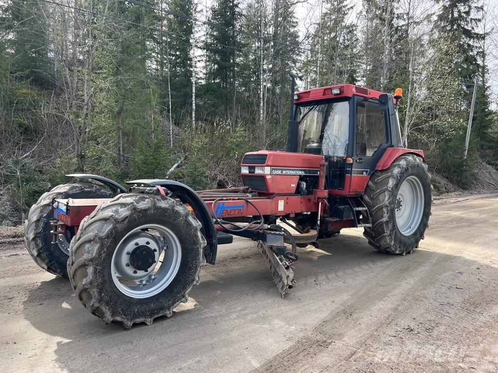 Case IH 895 XL Niveleuse
